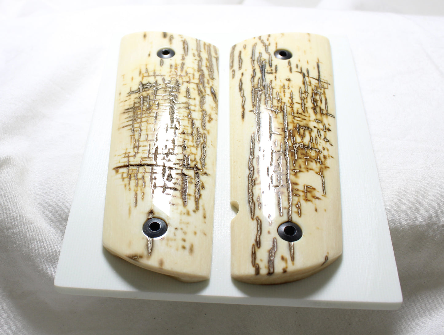 ICE CRACKLE MAMMOTH IVORY 1911 GRIPS A-2525