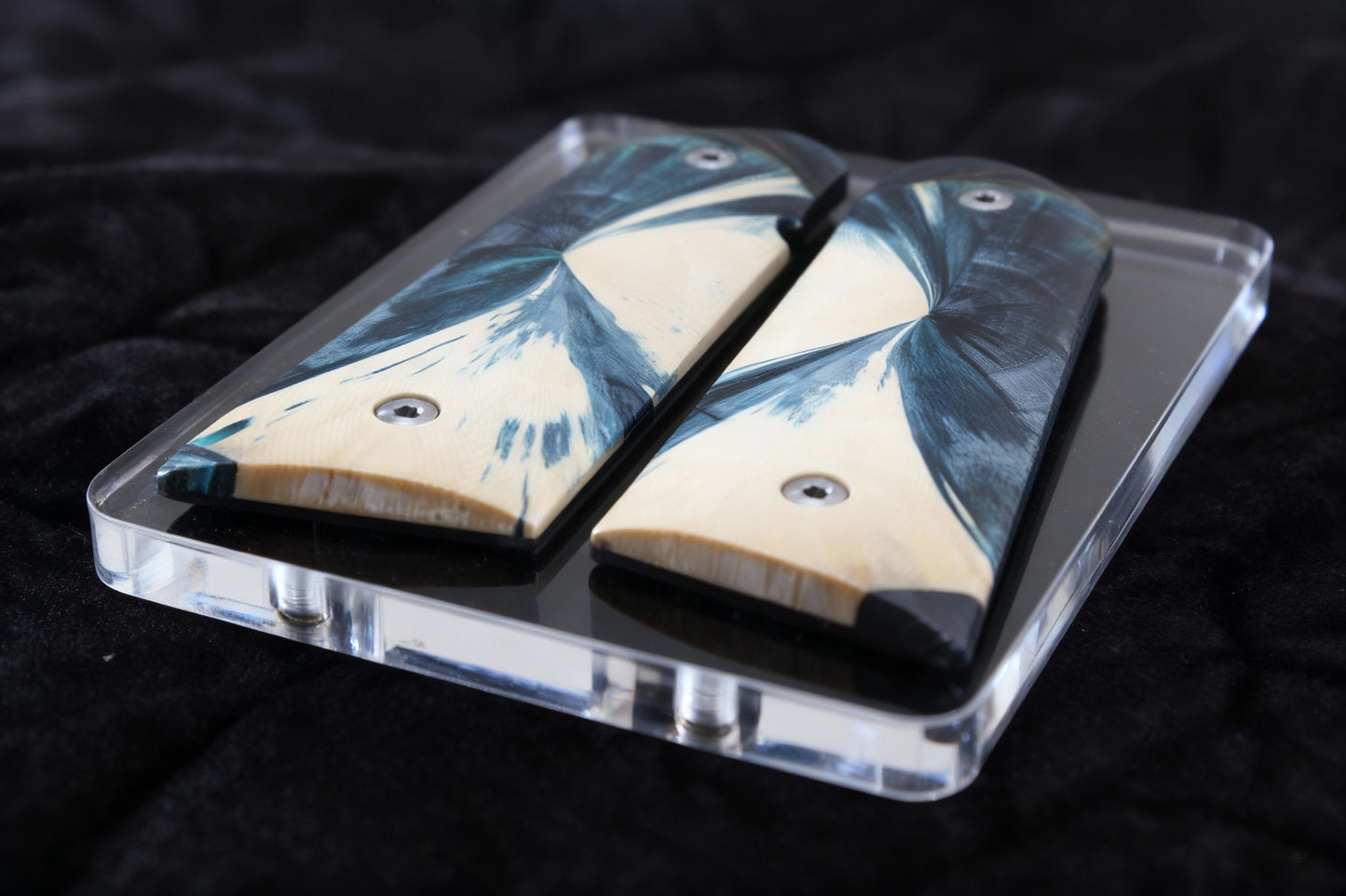 CROSSCUT MAMMOTH IVORY 1911 GRIPS A-2823