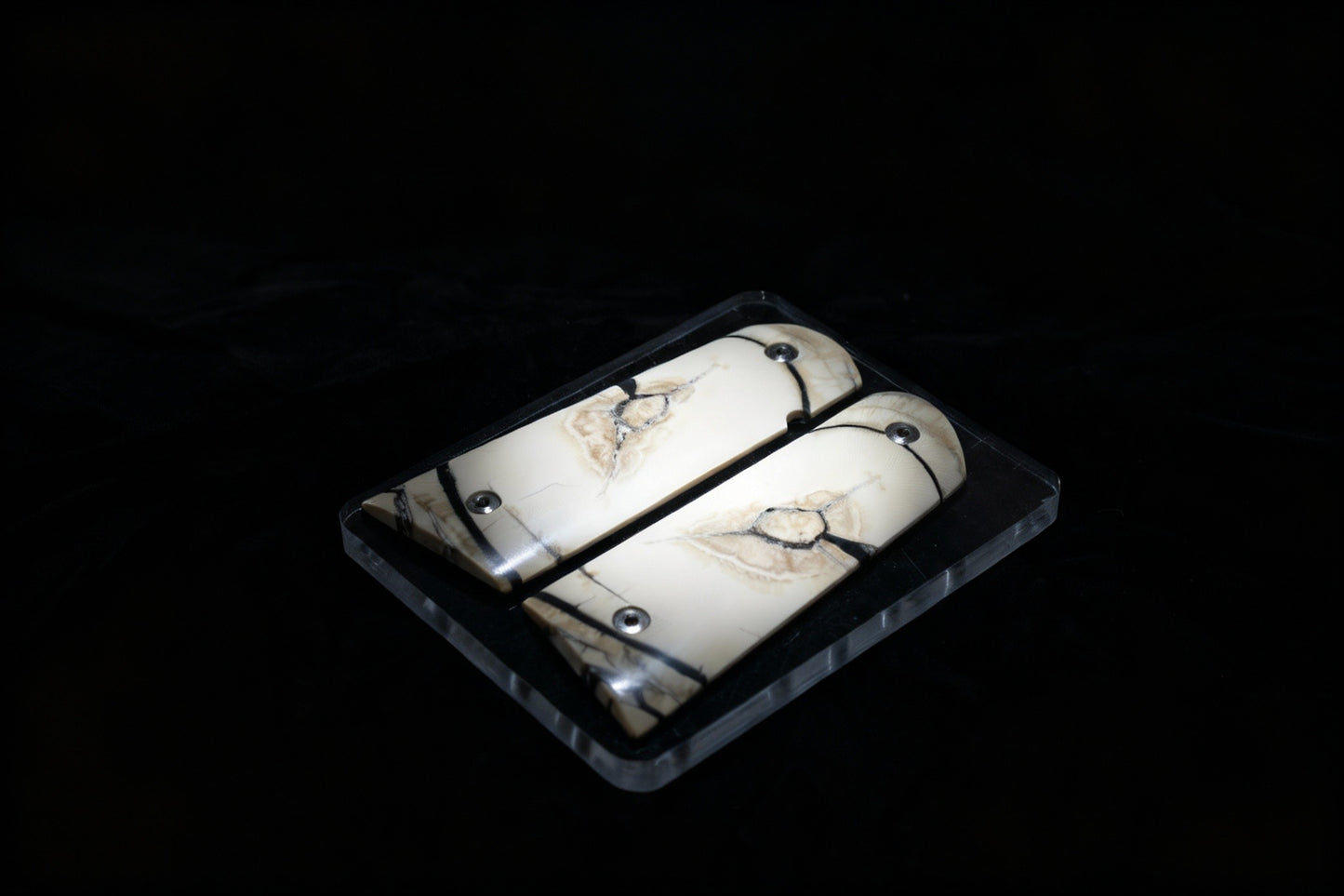 CROSSCUT MAMMOTH IVORY 1911 GRIPS A-2821