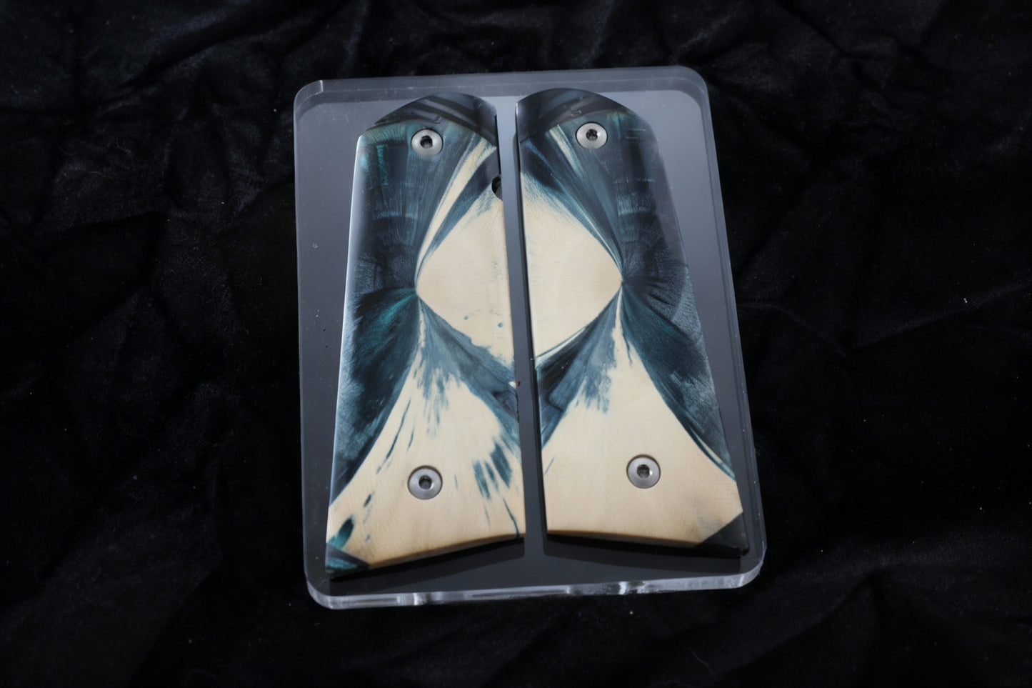 CROSSCUT MAMMOTH IVORY 1911 GRIPS A-2823