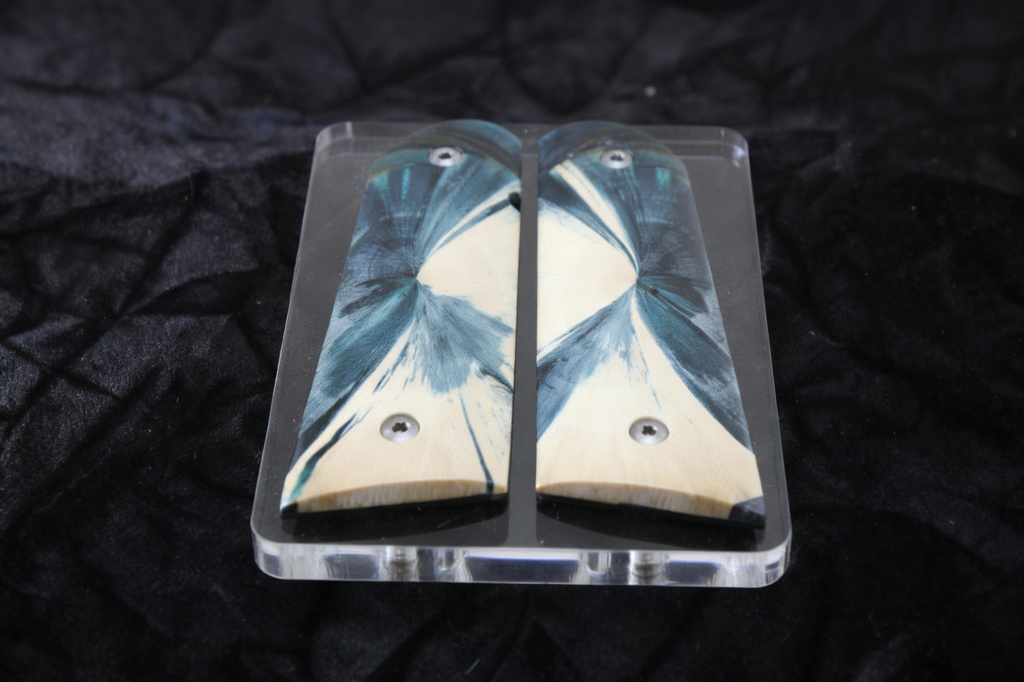 CROSSCUT MAMMOTH IVORY 1911 GRIPS A-2825