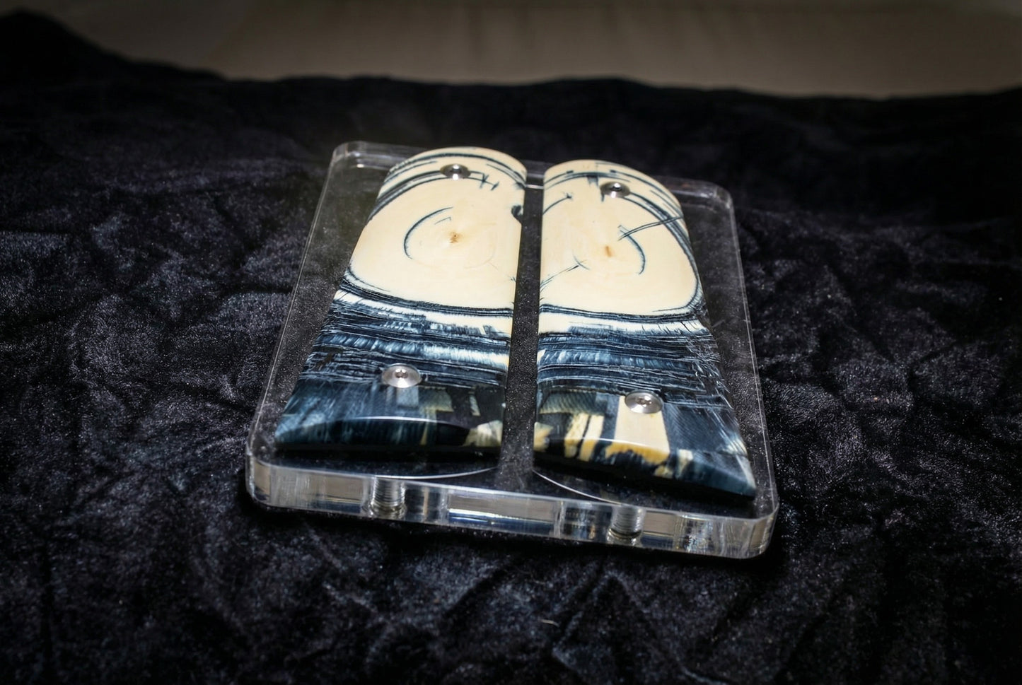 CROSSCUT MAMMOTH IVORY 1911 GRIPS A-2835