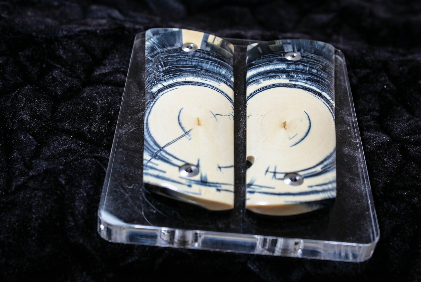 CROSSCUT MAMMOTH IVORY 1911 GRIPS A-2835