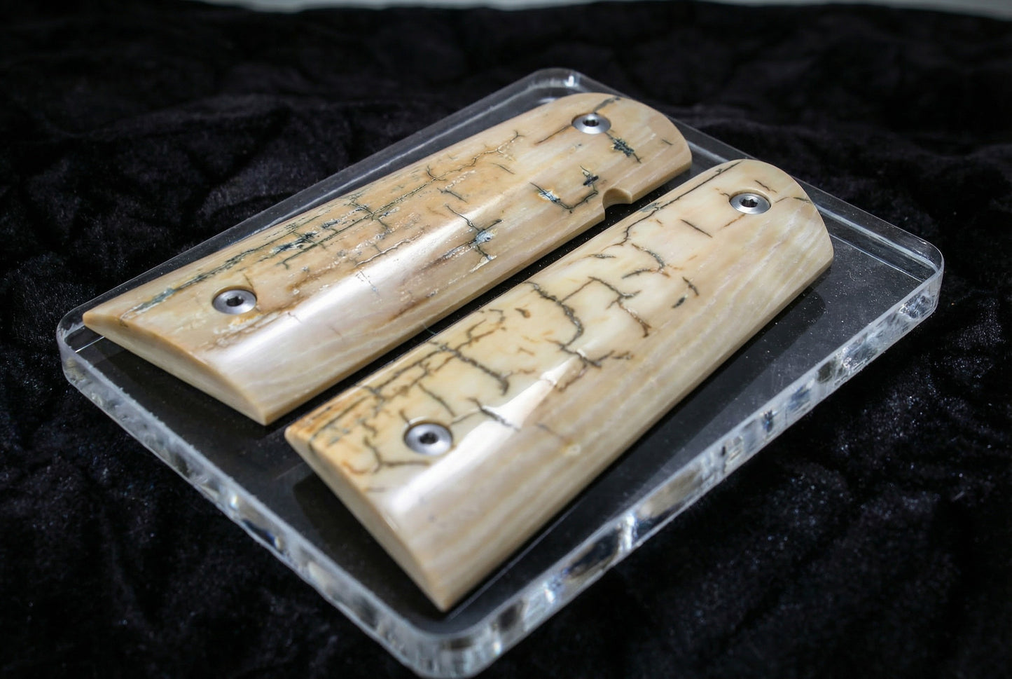 ICE CRACKLE MAMMOTH IVORY 1911 GRIPS A-2840