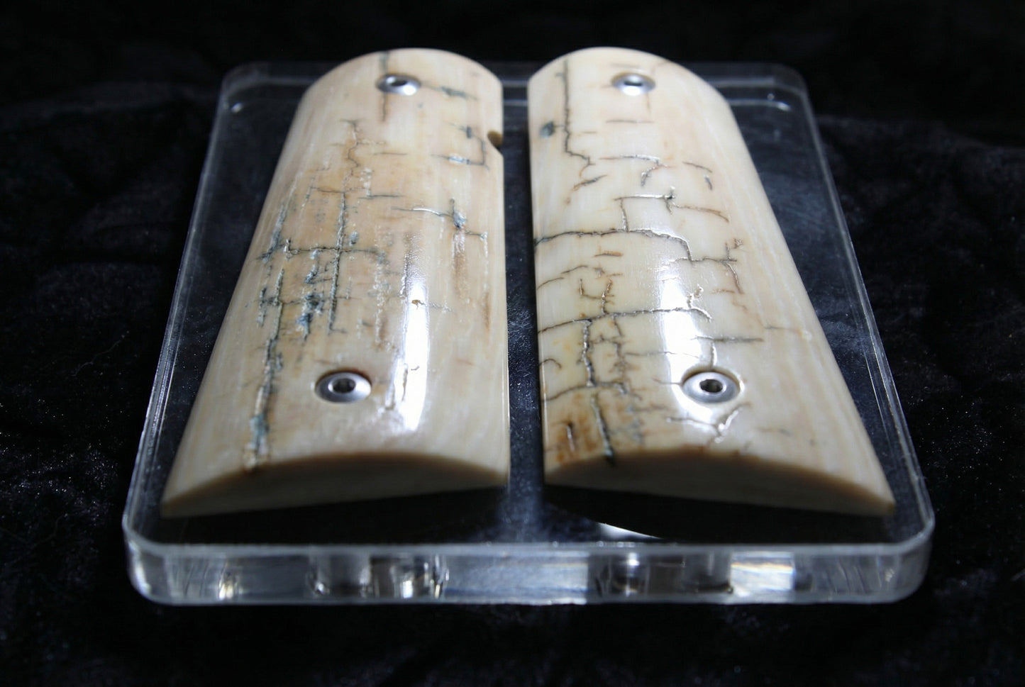 ICE CRACKLE MAMMOTH IVORY 1911 GRIPS A-2840