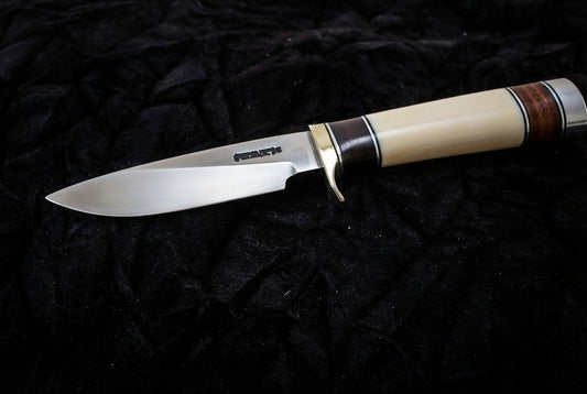 RANDALL MODEL 26 WITH WALRUS HANDLE A-2846