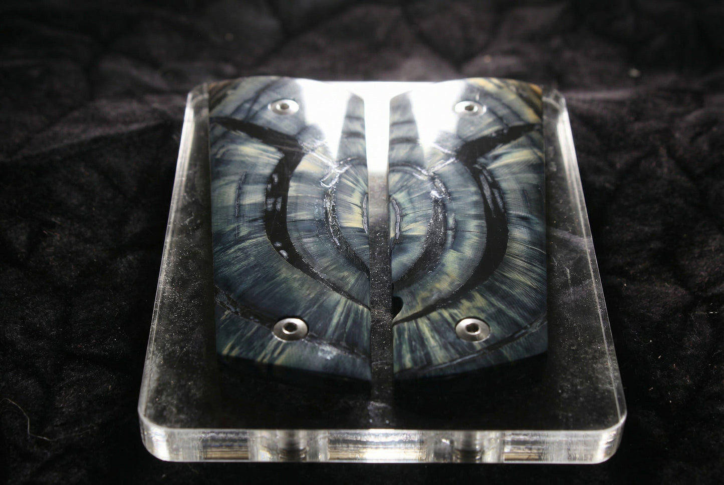 CROSSCUT MAMMOTH IVORY 1911 GRIPS A-2859