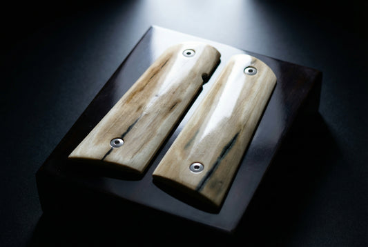 BEAUTIFUL LITE BARK MAMMOTH IVORY 1911 GRIPS AS-2861