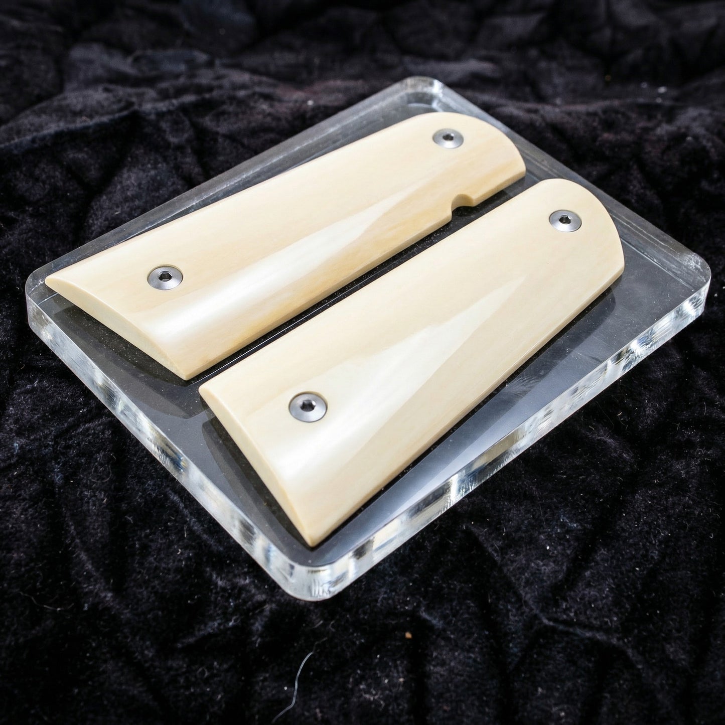CREAMY INTERIOR MAMMOTH IVORY 1911 GRIPS A-2873