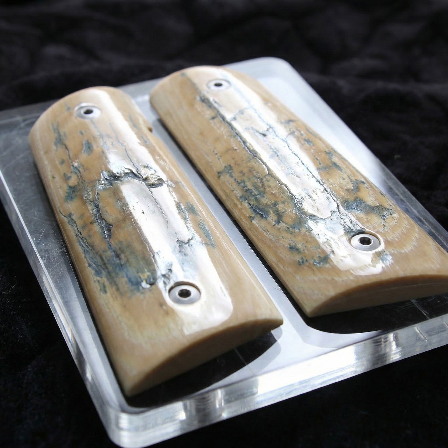 BLUE ICE CRACKLE MAMMOTH IVORY 1911 GRIPS A-2875