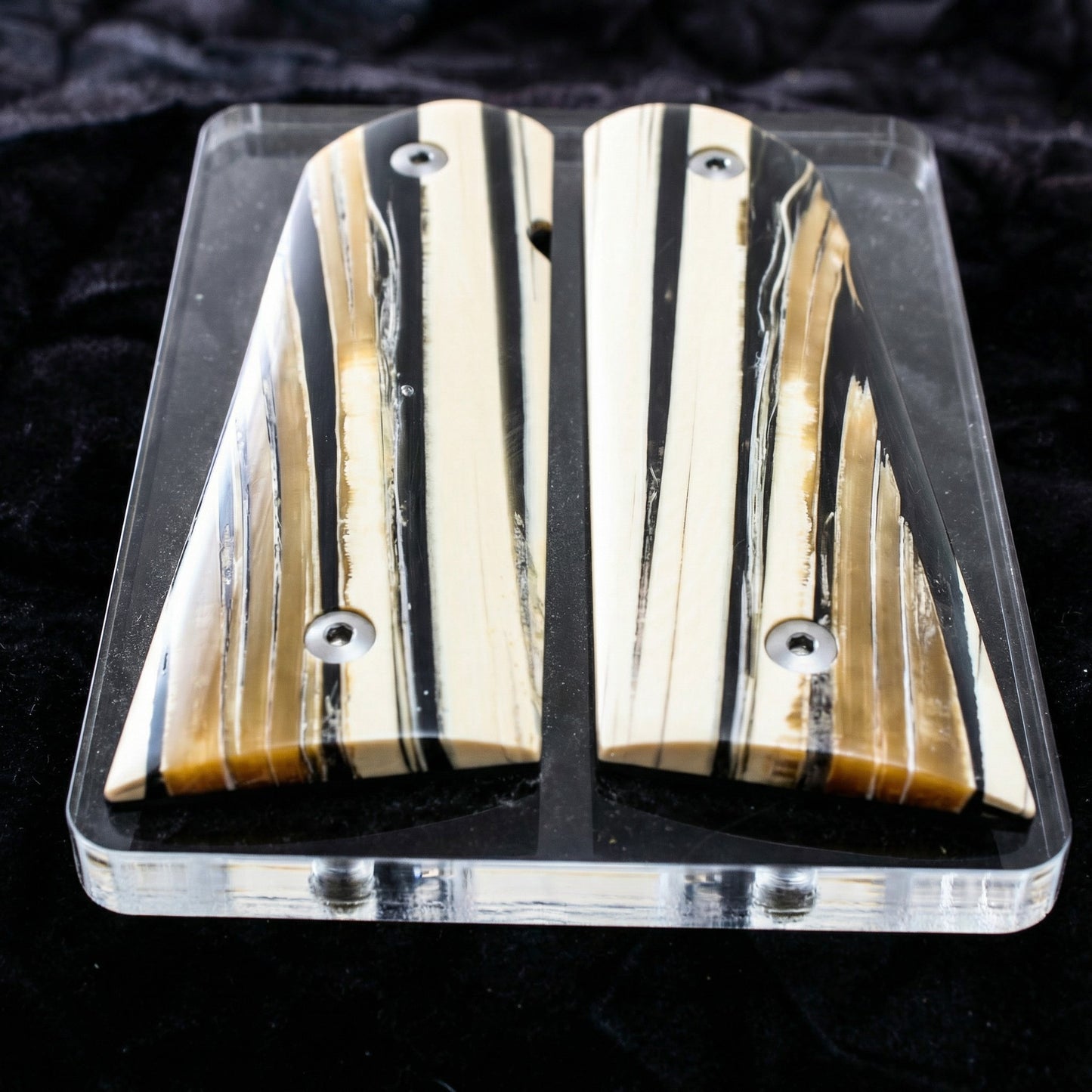 VERTICAL CUT MAMMOTH IVORY 1911 GRIPS A-2884