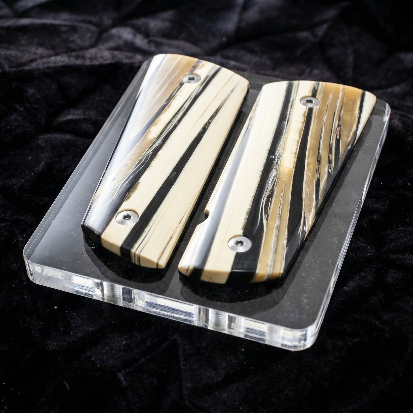 VERTICAL CUT MAMMOTH IVORY 1911 GRIPS A-2884