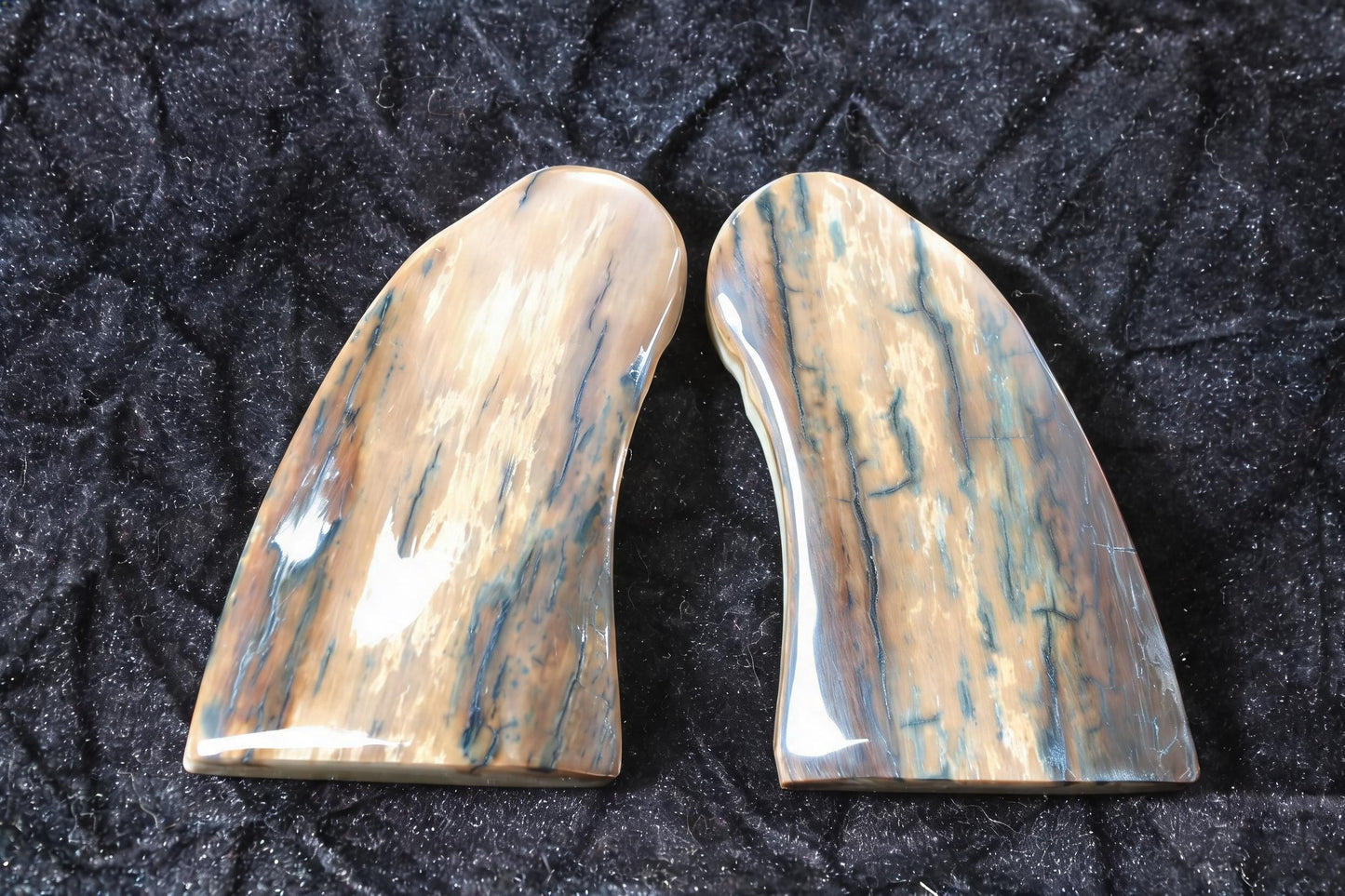 COLT PYTHON OVERSIZE MAMMOTH IVORY GRIPS A-2929