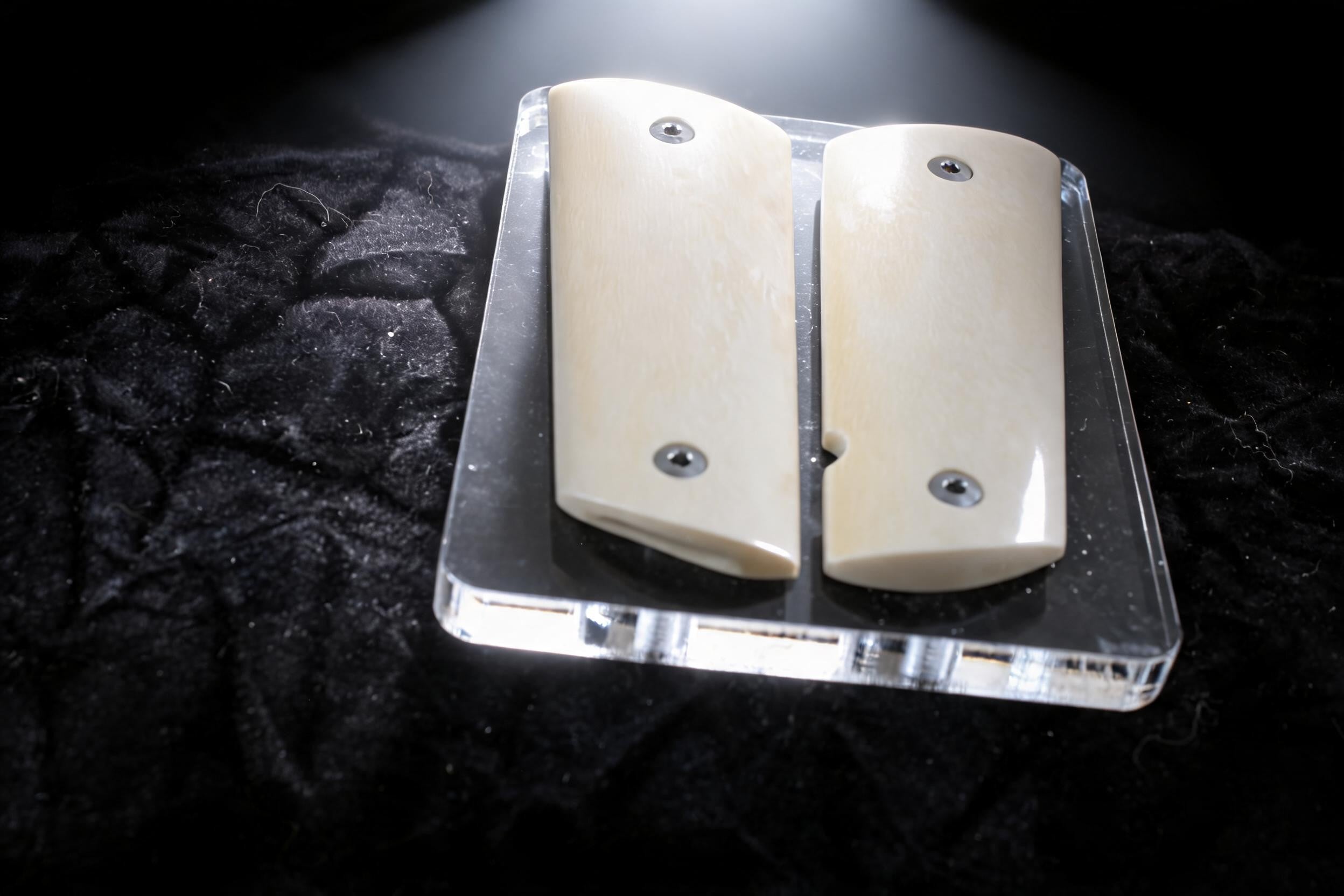 CREAMY INTERIOR MAMMOTH IVORY 1911 GRIPS A-2950 – Gunner Products