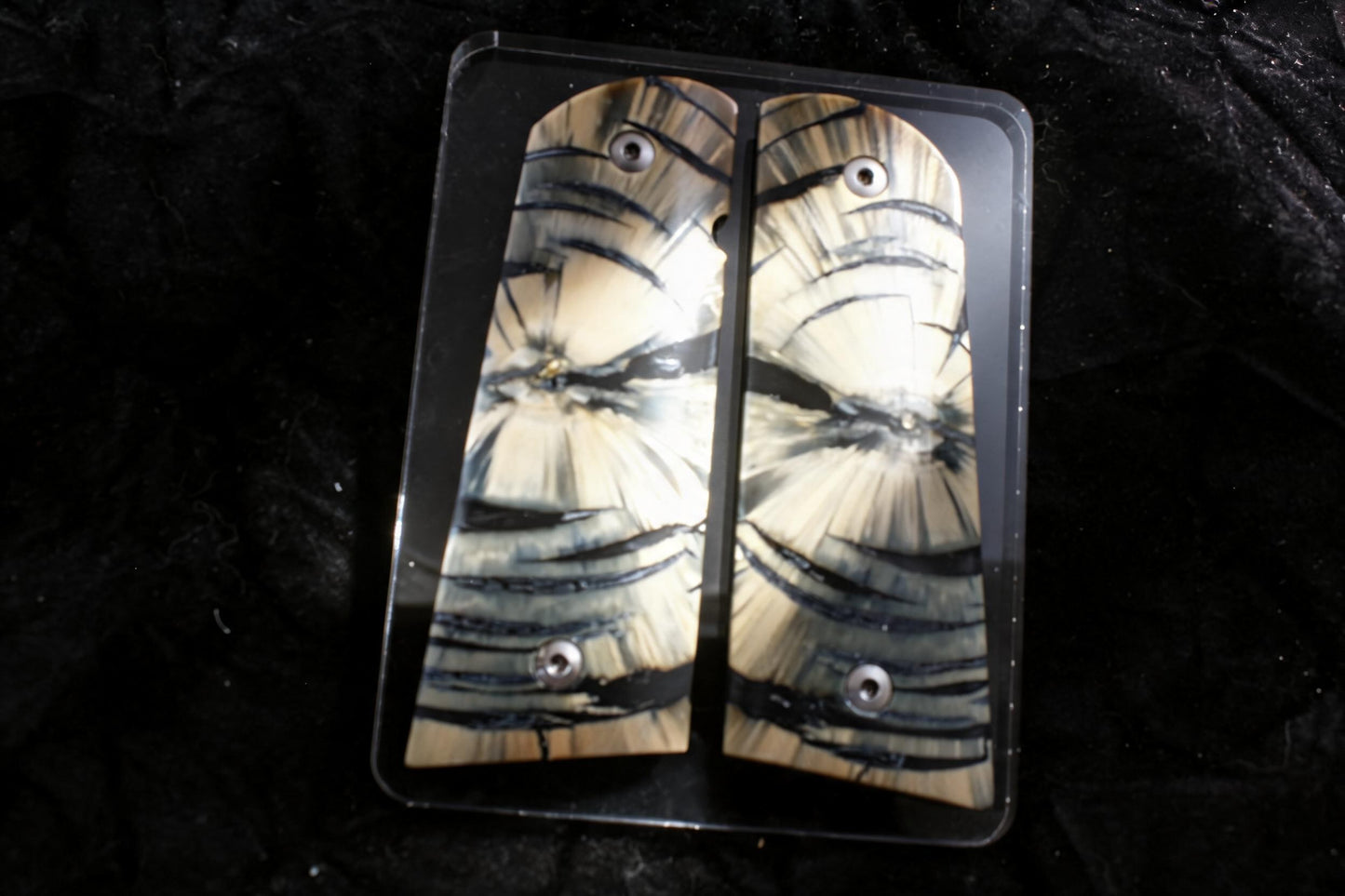 CROSSCUT MAMMOTH IVORY 1911 GRIPS A-2977