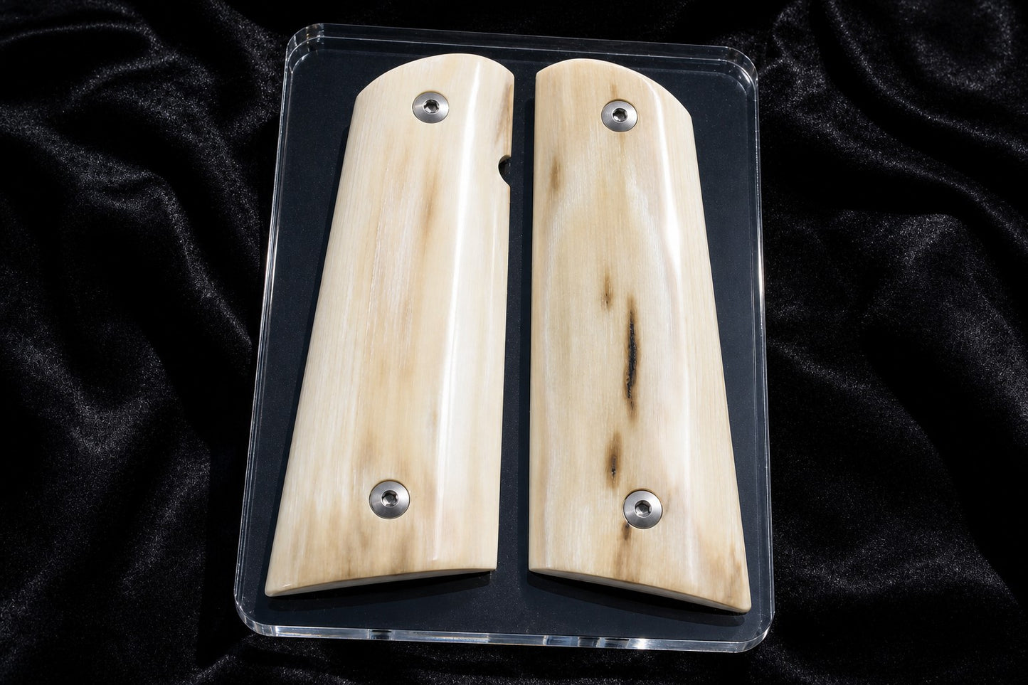 LITE BARK MAMOTH IVORY 1911 GRIPS A-2983